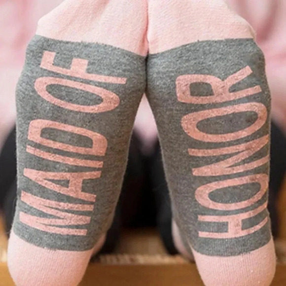 BRIDE NEW WEDDING SOCKS WOMENS SHOWER BACHELORETTE BRIDAL SHOWER GIFT GIFTS - Picture 3 of 6